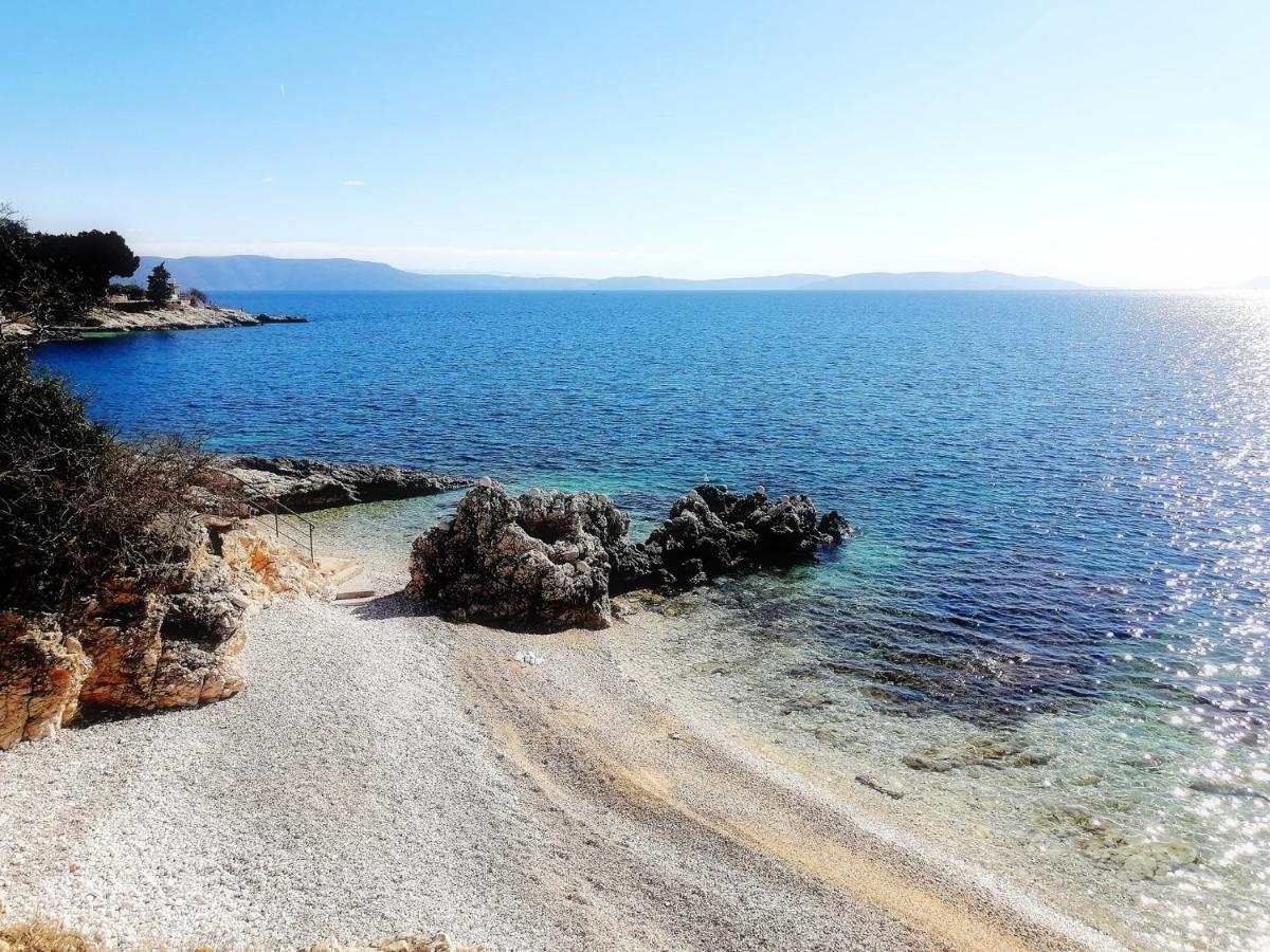 Apartment Suzie Q - Intermezzo With Sea View Rabac Exterior photo